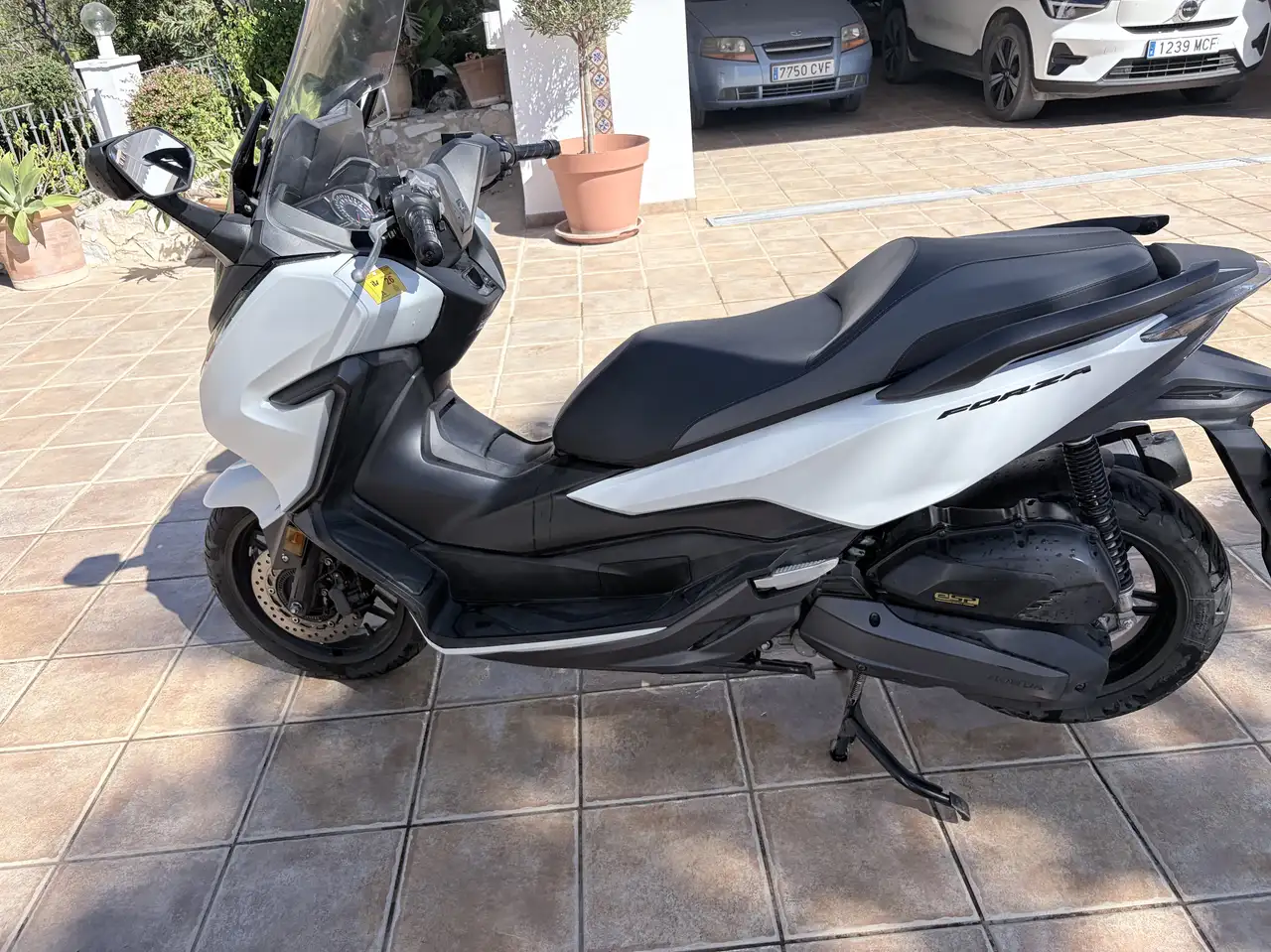 Honda Forza 125 - Vista 4