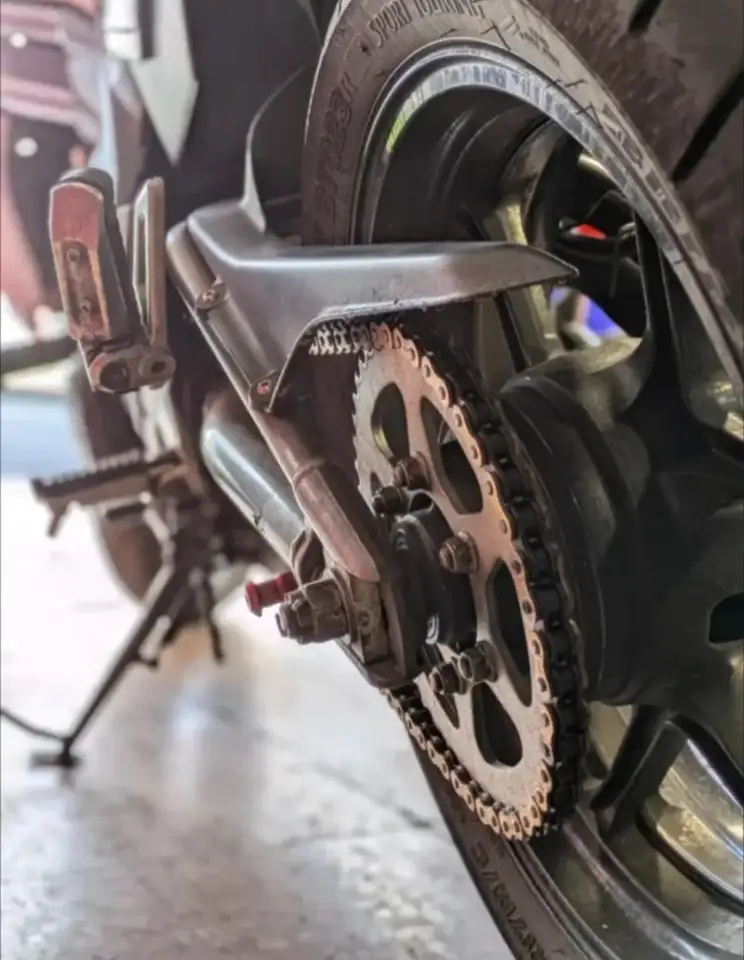 Kawasaki ER-6n - Vista 4