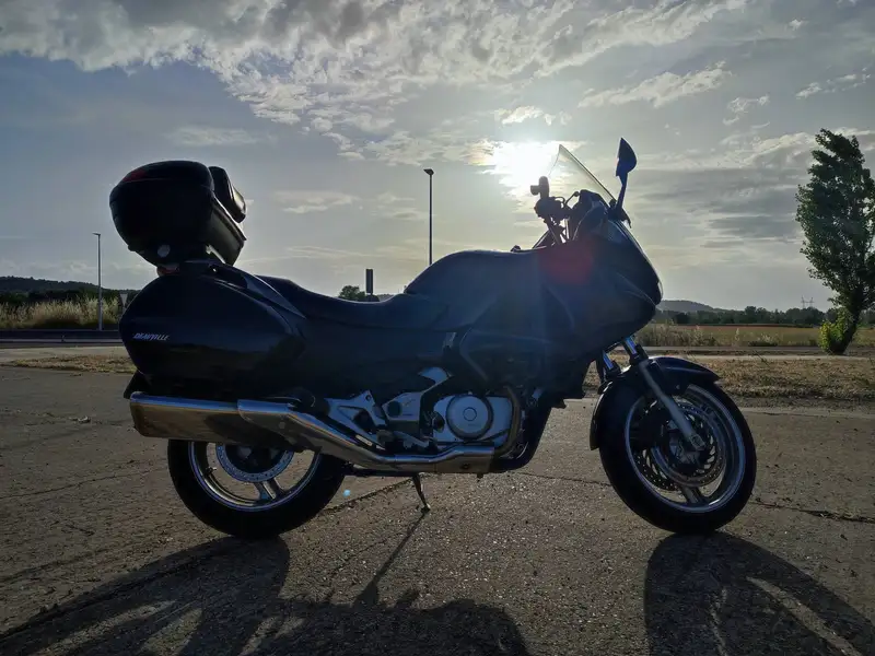 Honda NT700V Deauville 3100 € 2008 Palencia - 1
