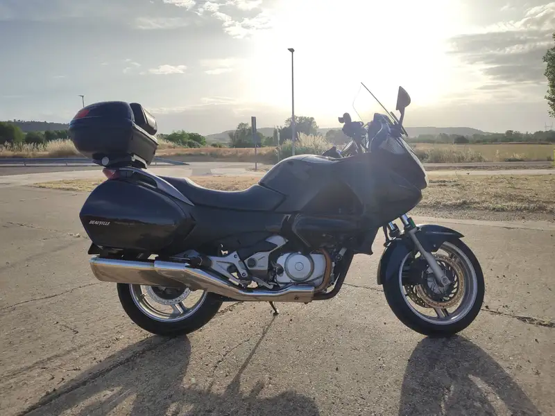 Honda NT700V Deauville 3100 € 2008 Palencia - 2
