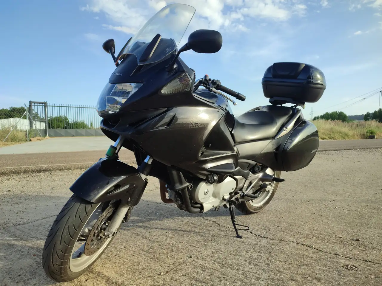 Honda NT700V Deauville - Vista 4