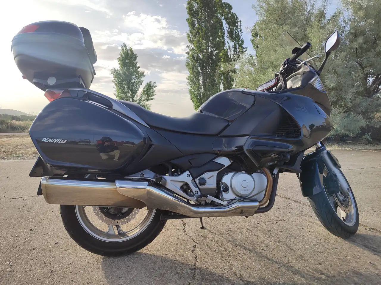 Honda NT700V Deauville - Vista 5
