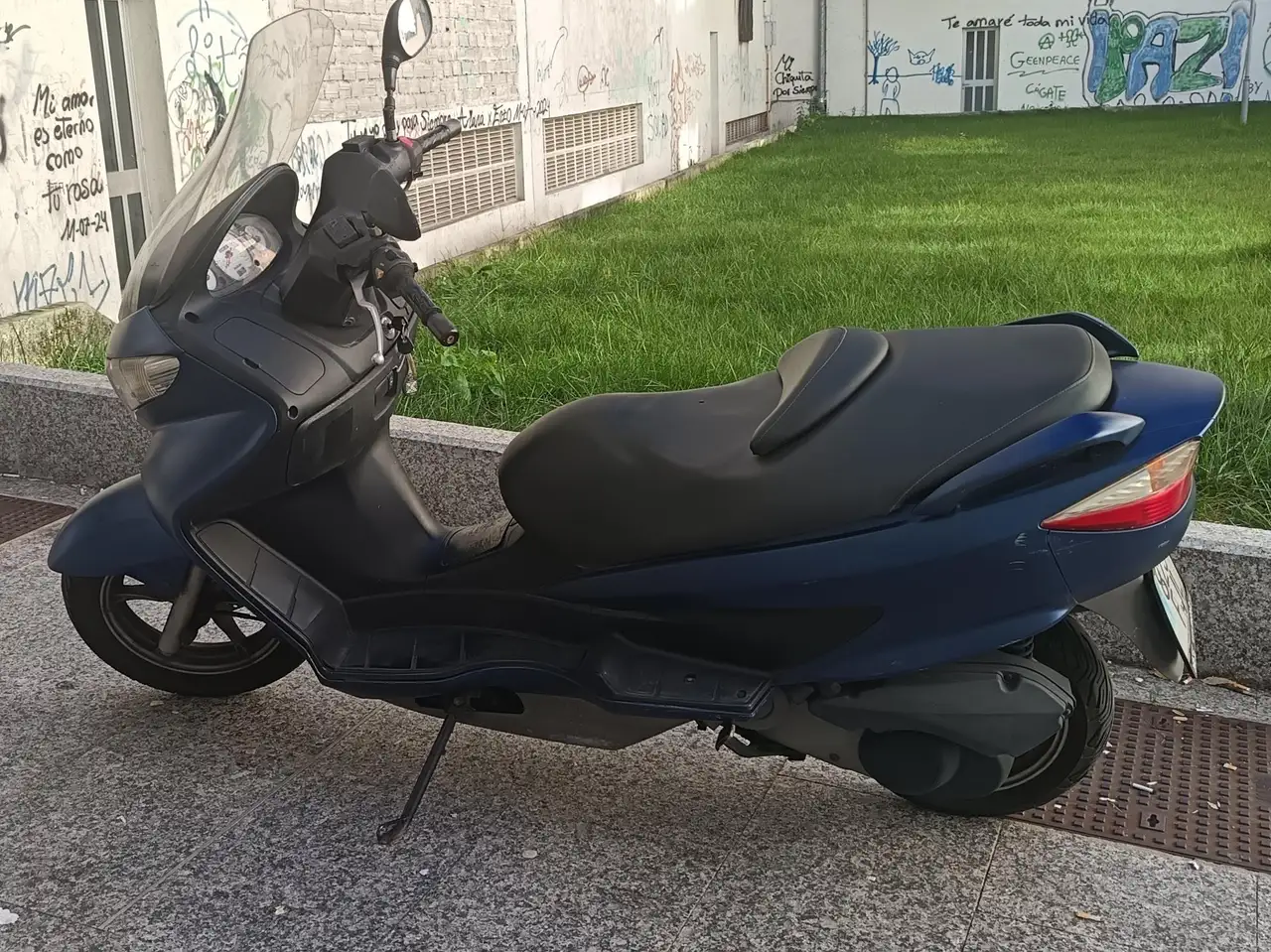 Suzuki Burgman 125 – Vista 5