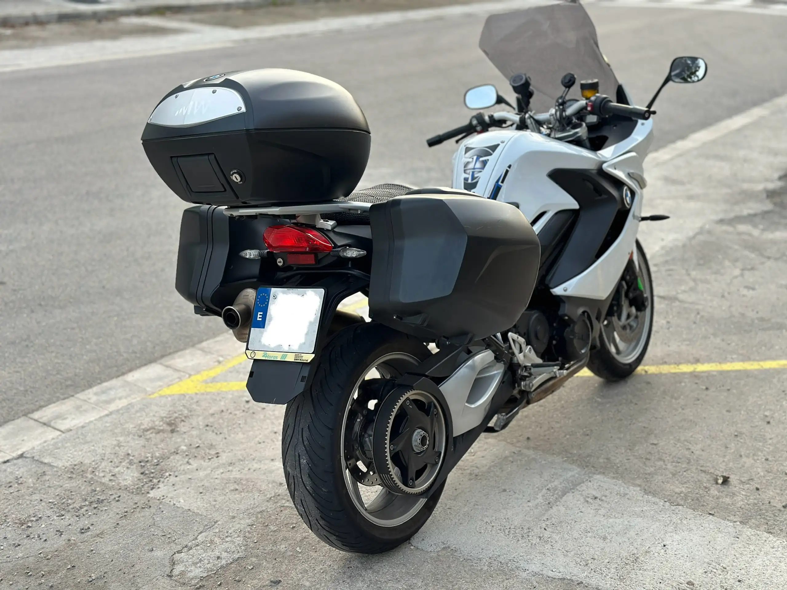 BMW F 800 GT – Vista 7