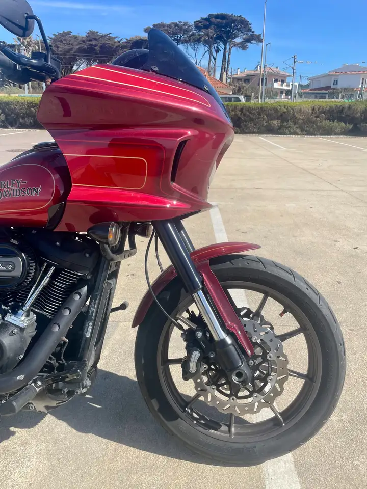 Harley-Davidson Low Rider ST – Vista 6