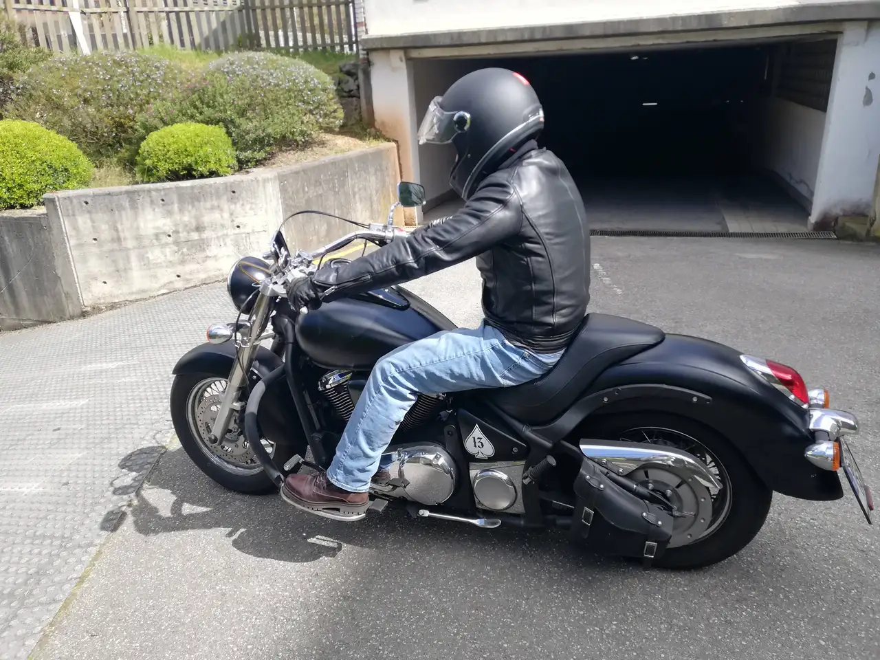 Kawasaki VN 900 – Vista 2