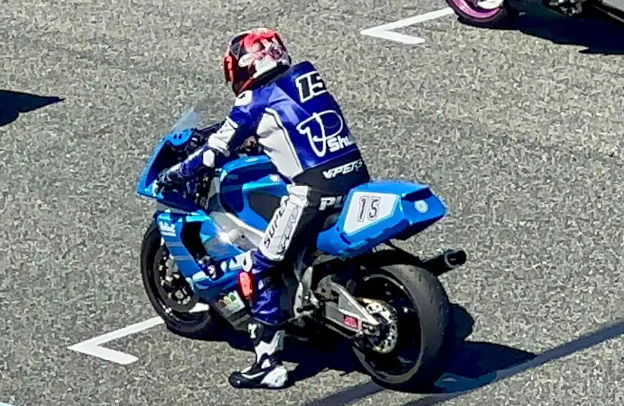 Yamaha YZF 750R – Vista 3