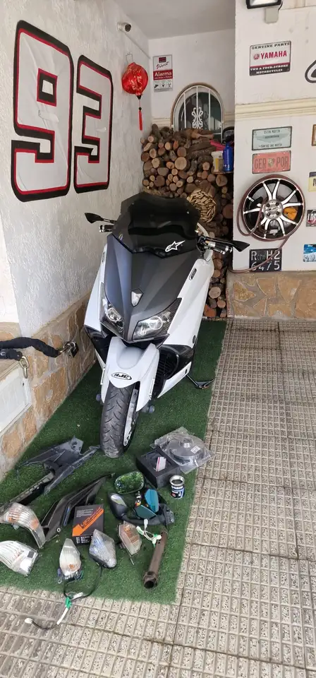 Yamaha TMAX 530 – Vista 7