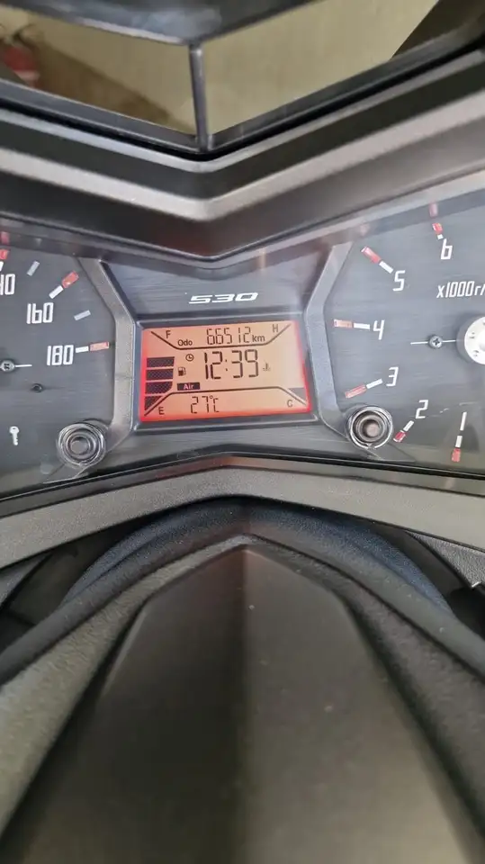 Yamaha TMAX 530 – Vista 10