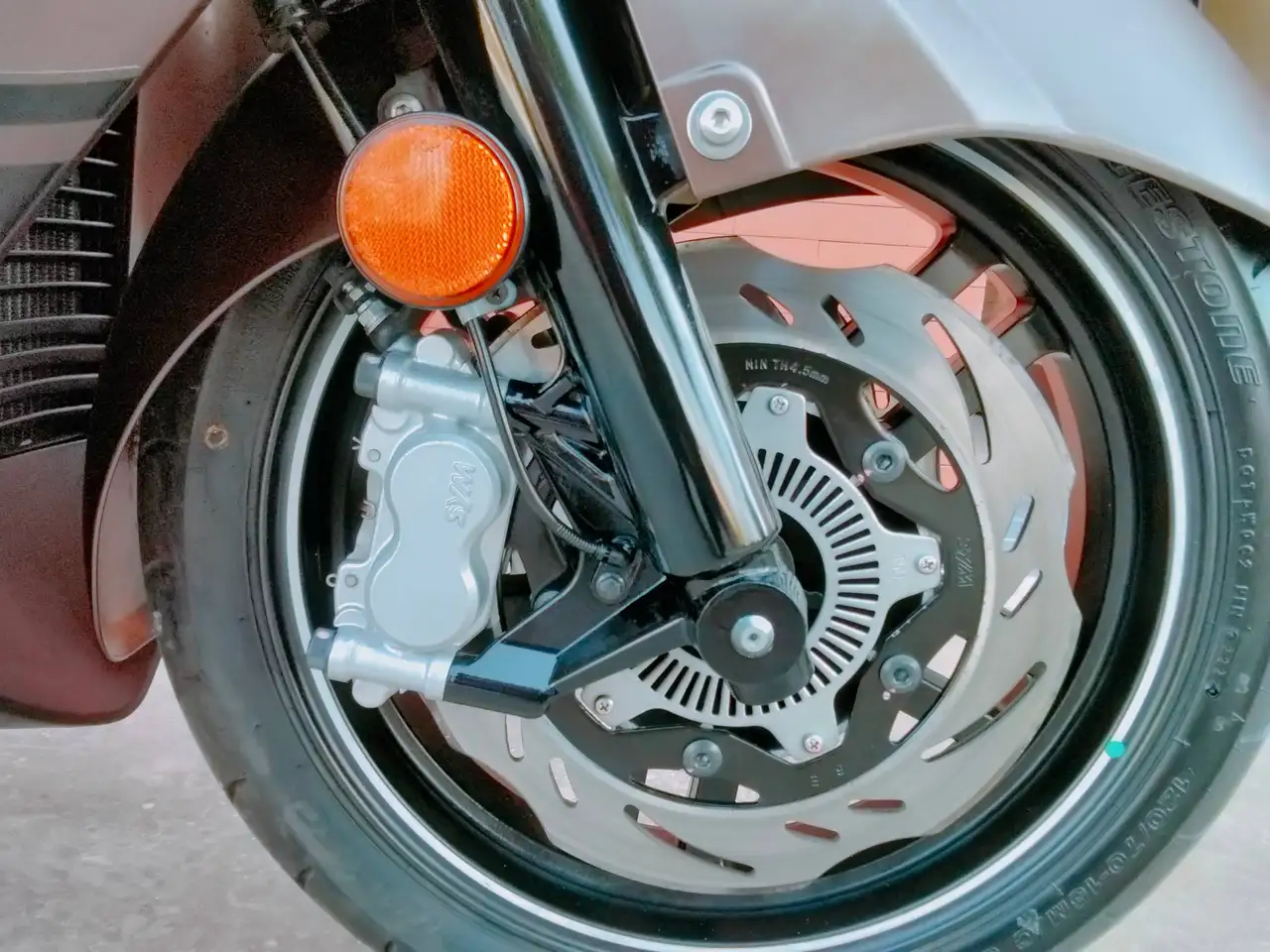 SYM Maxsym 600 - Vista 14