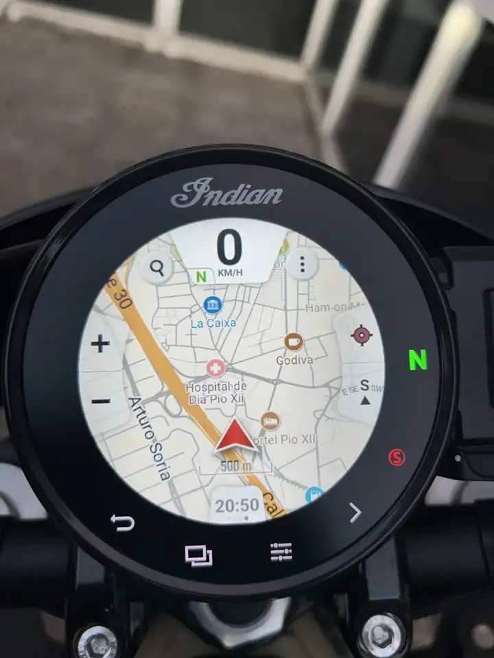 Indian FTR 1200 - Vista 6