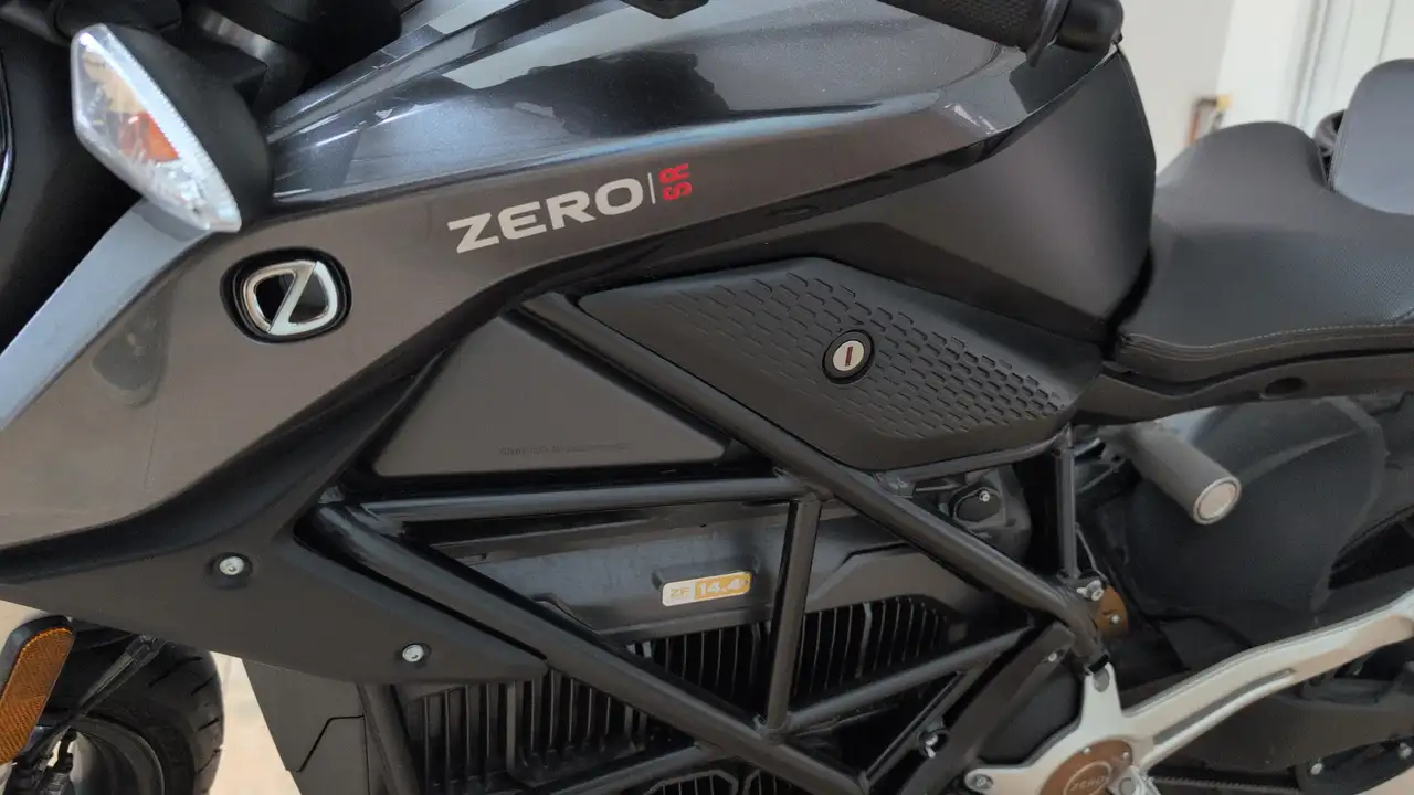 Zero Zero SR – Vista 3