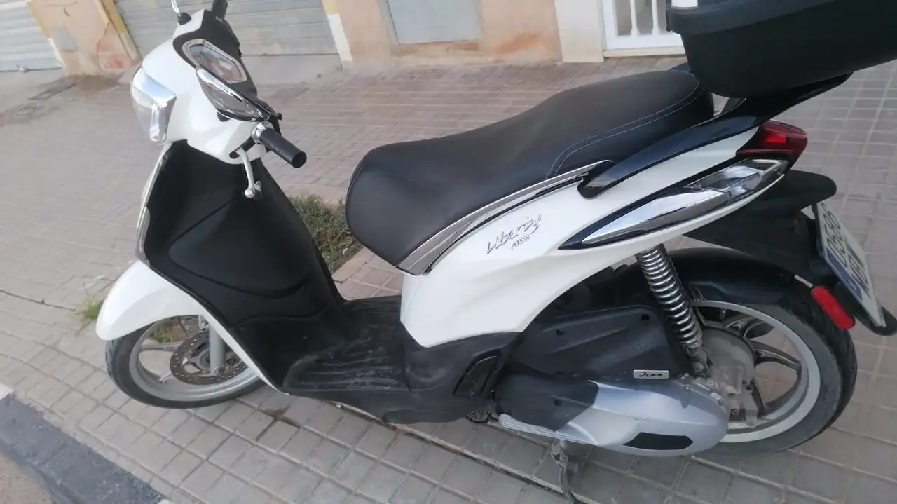 Piaggio Liberty 125 – Vista 2