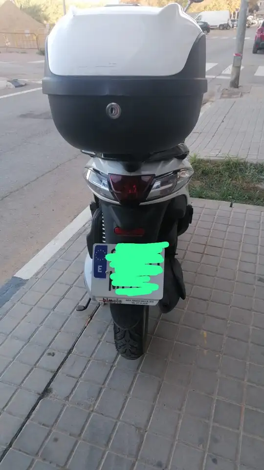 Piaggio Liberty 125 – Vista 3