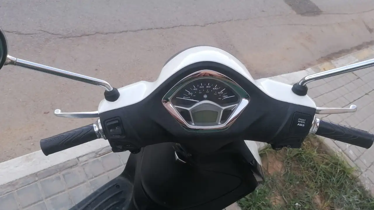 Piaggio Liberty 125 – Vista 4