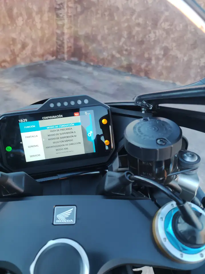 Honda CBR 1000 – Vista 12