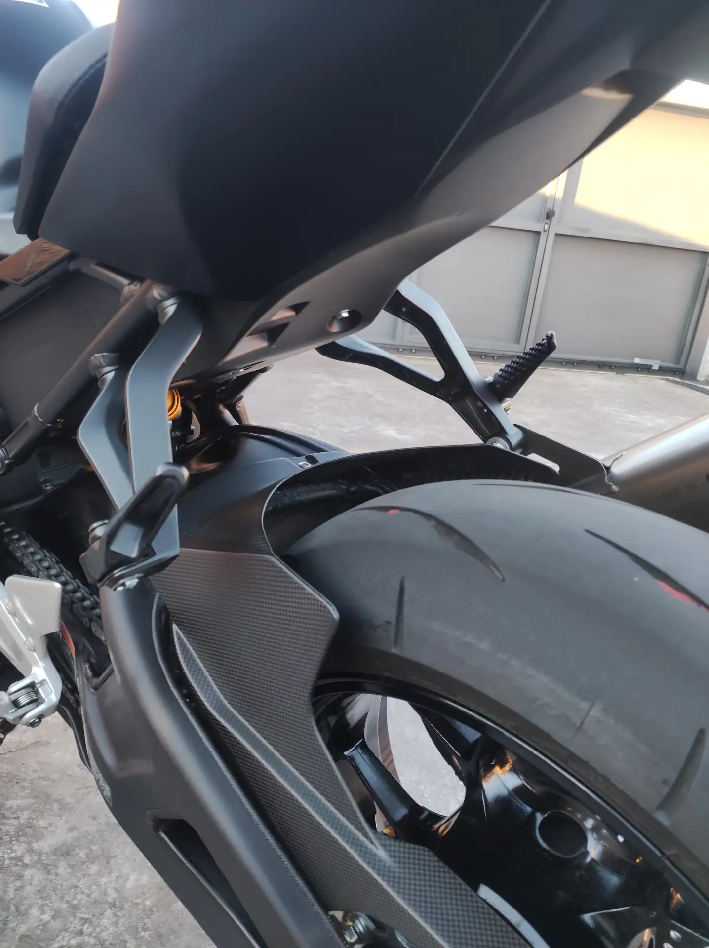 Honda CBR 1000 – Vista 15