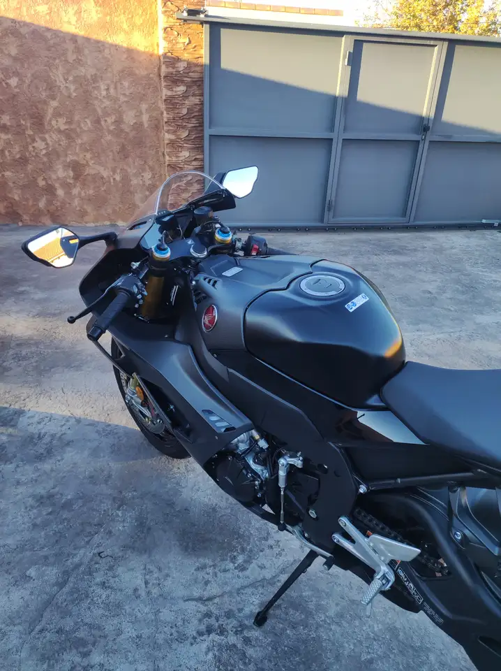 Honda CBR 1000 – Vista 17