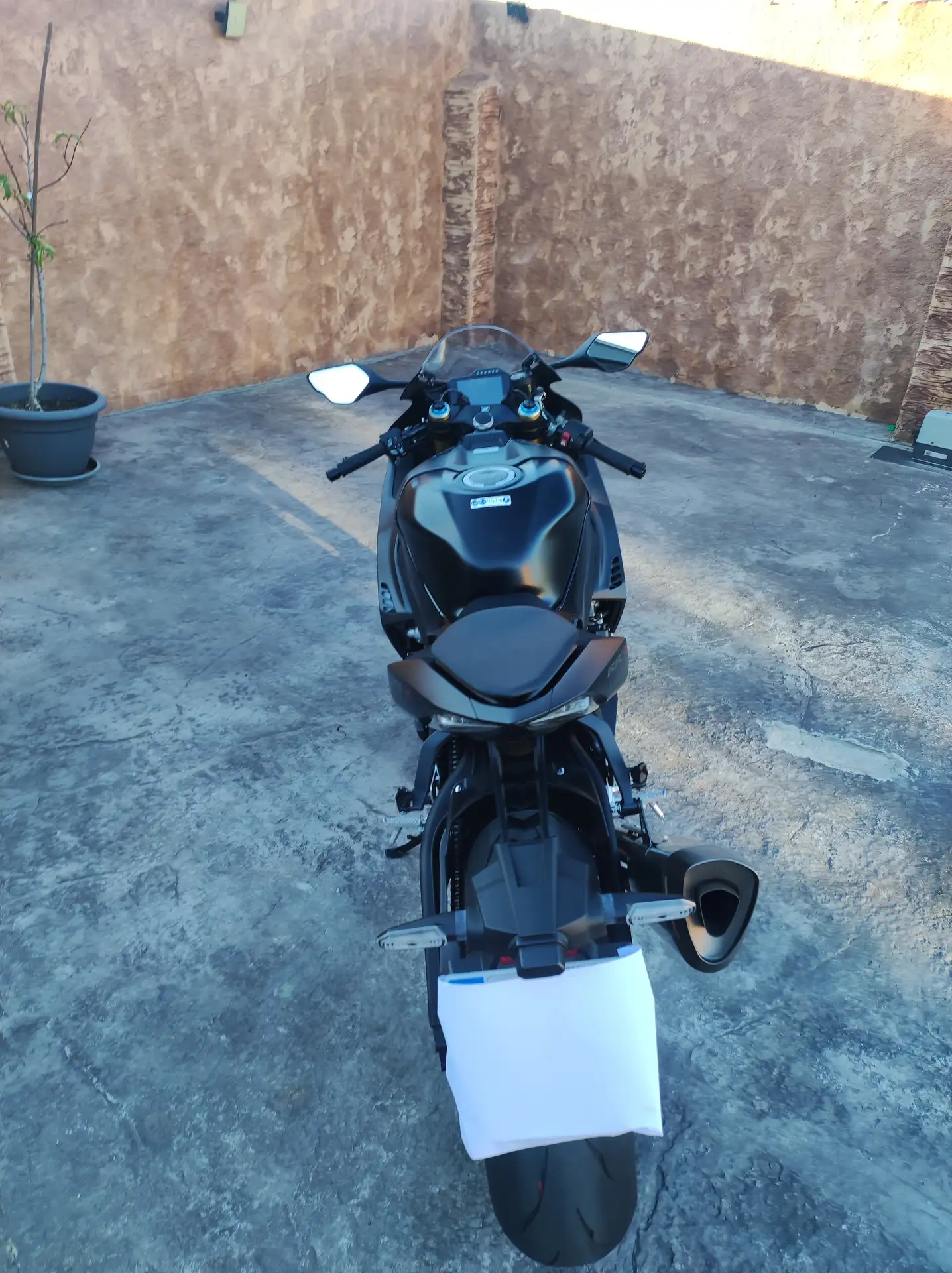 Honda CBR 1000 – Vista 18