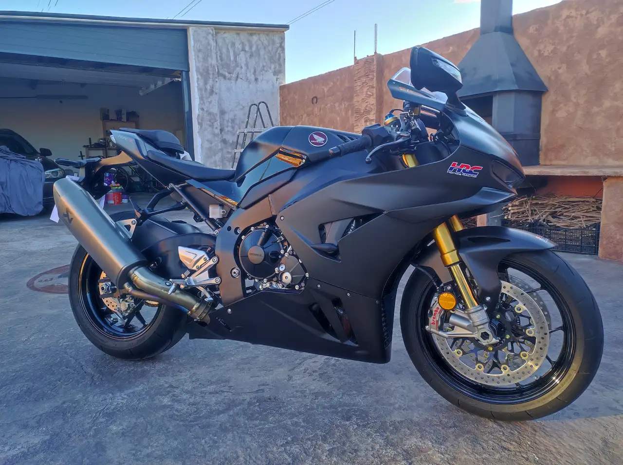 Honda CBR 1000 – Vista 25