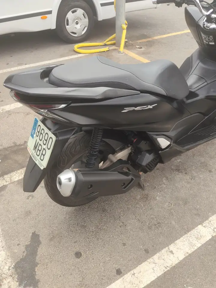 Honda PCX125 - Vista 5