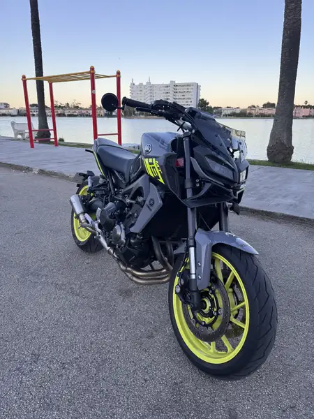 Yamaha MT-09 8250 € 2017 Illes Balears - 1