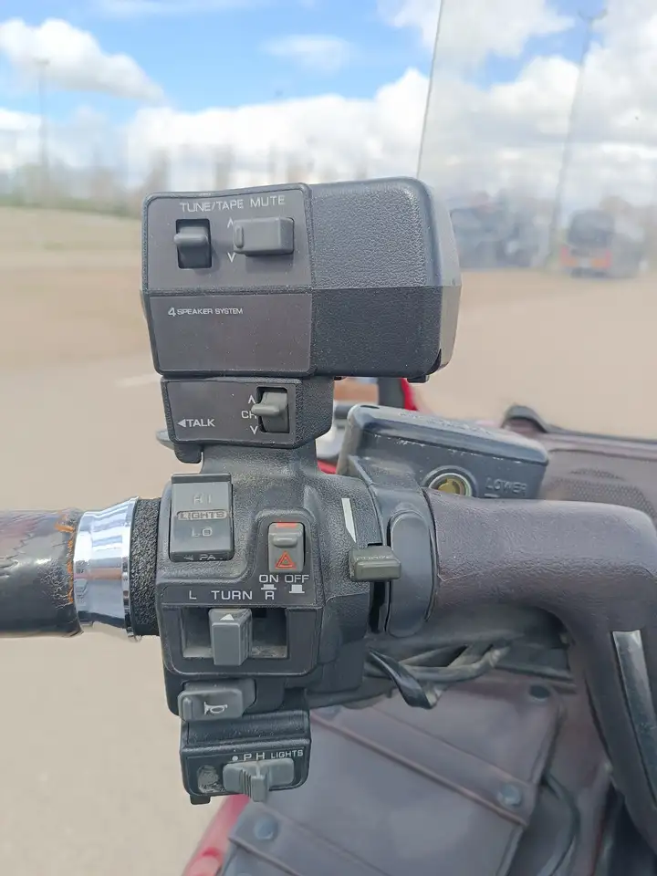 Honda GL 1500 Gold Wing – Vista 14