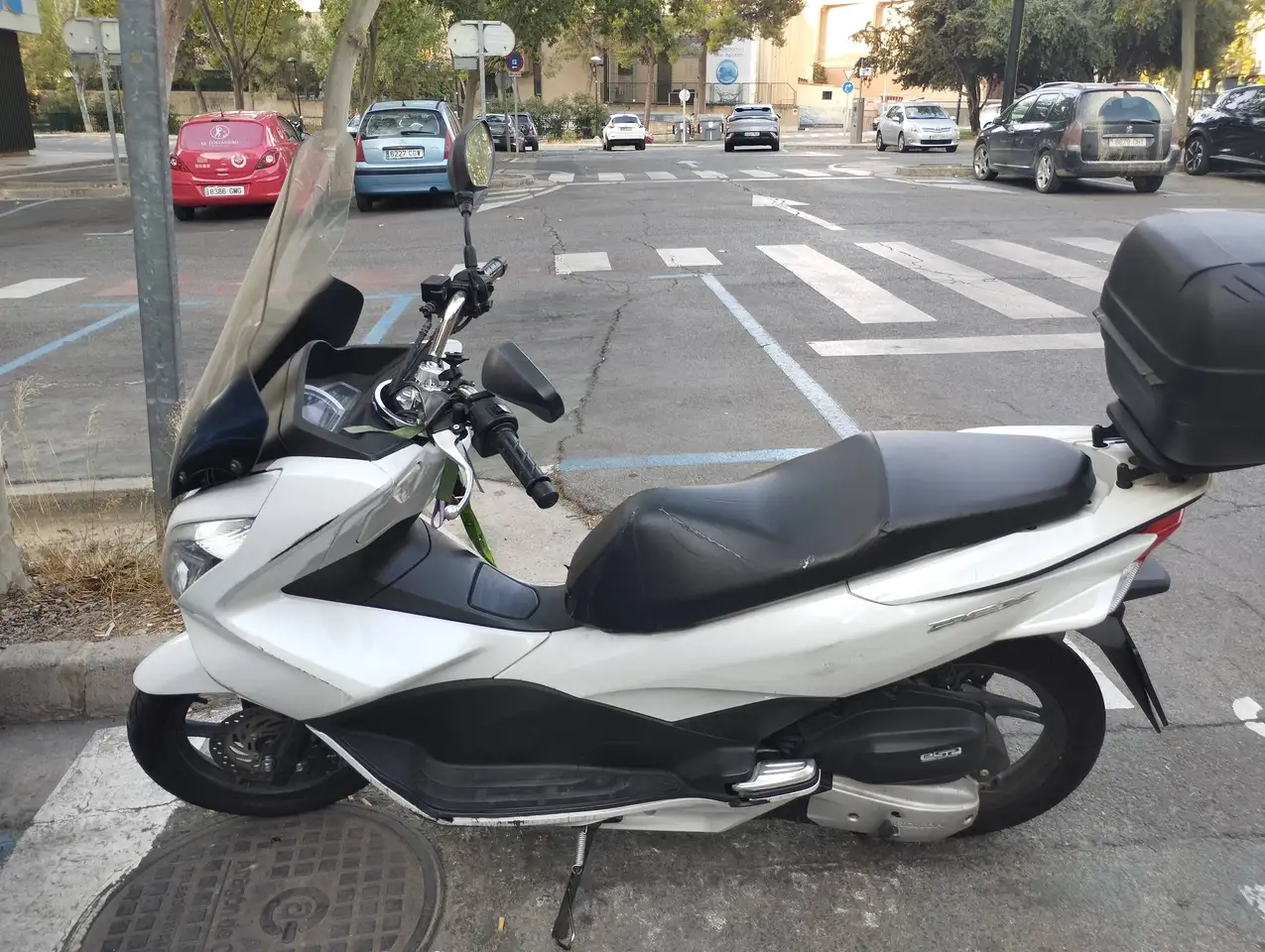 Honda PCX125 - Vista 3