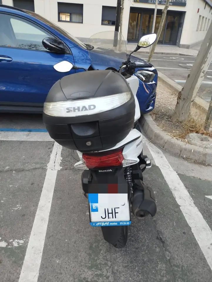 Honda PCX125 - Vista 5