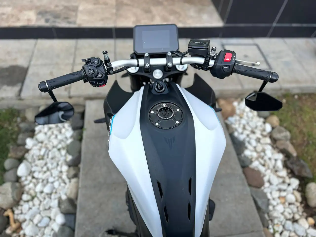 Yamaha MT-07 – Vista 7