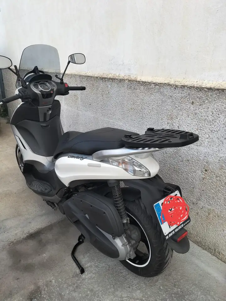 Piaggio Beverly 350 – Vista 3