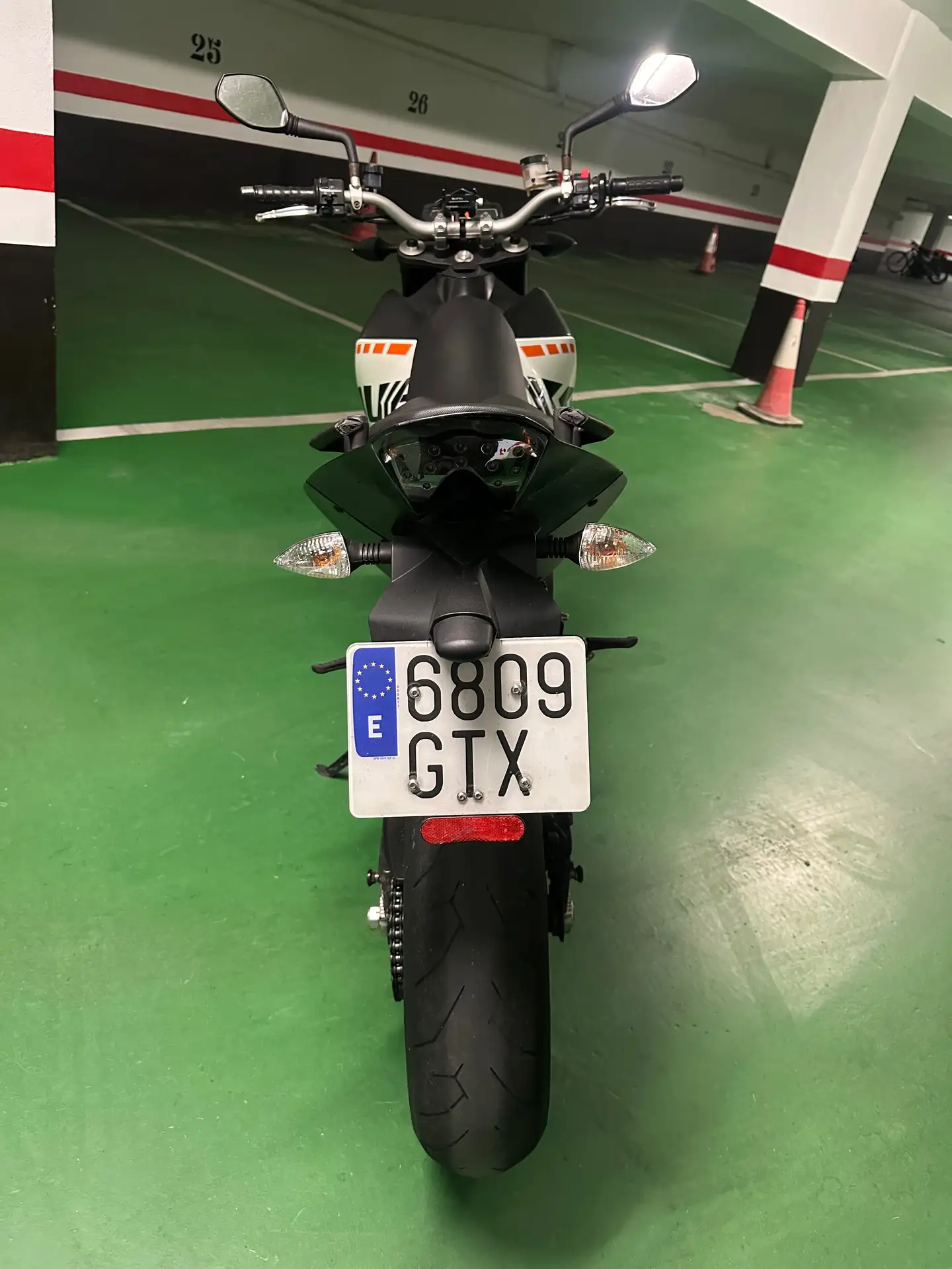 KTM 690 Duke – Vista 4