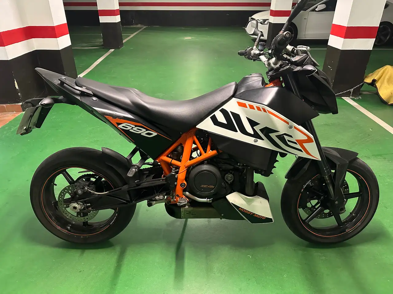KTM 690 Duke – Vista 5