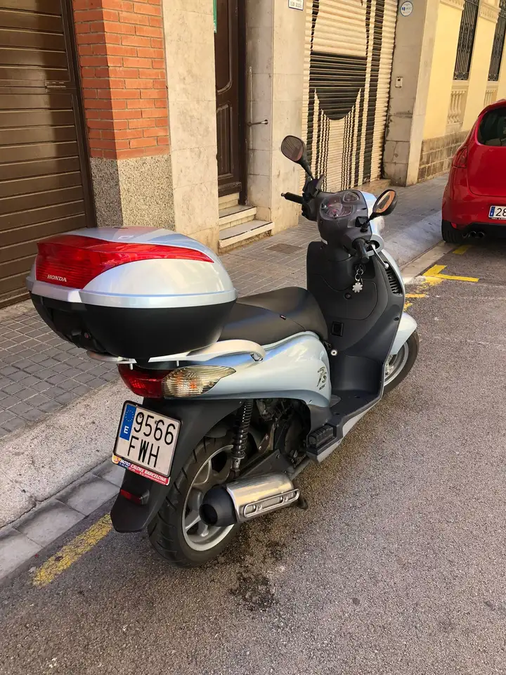 Honda PS 125i Passion – Vista 5