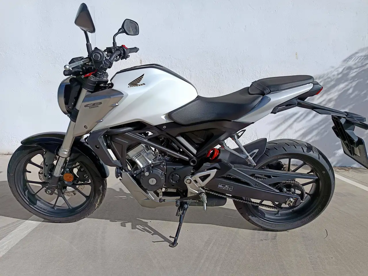 Honda CB 125 – Vista 2