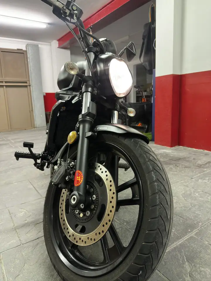 Kawasaki Vulcan S – Vista 4