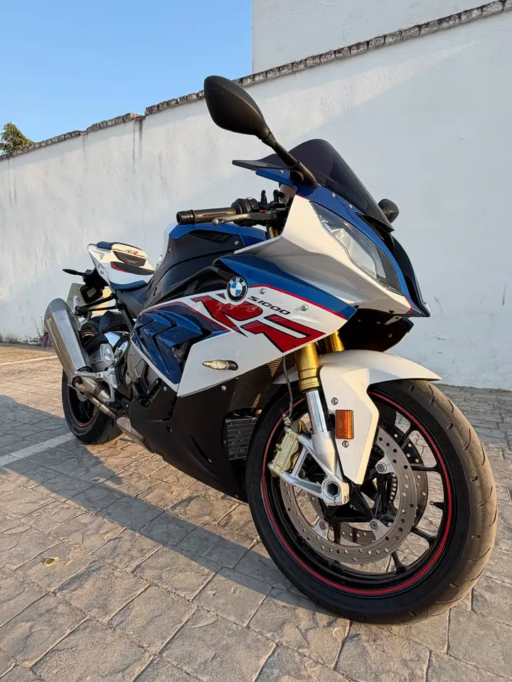 BMW S 1000 RR - Vista 4