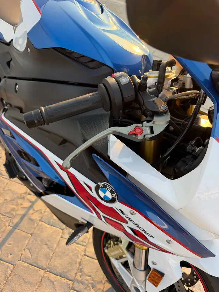 BMW S 1000 RR - Vista 10