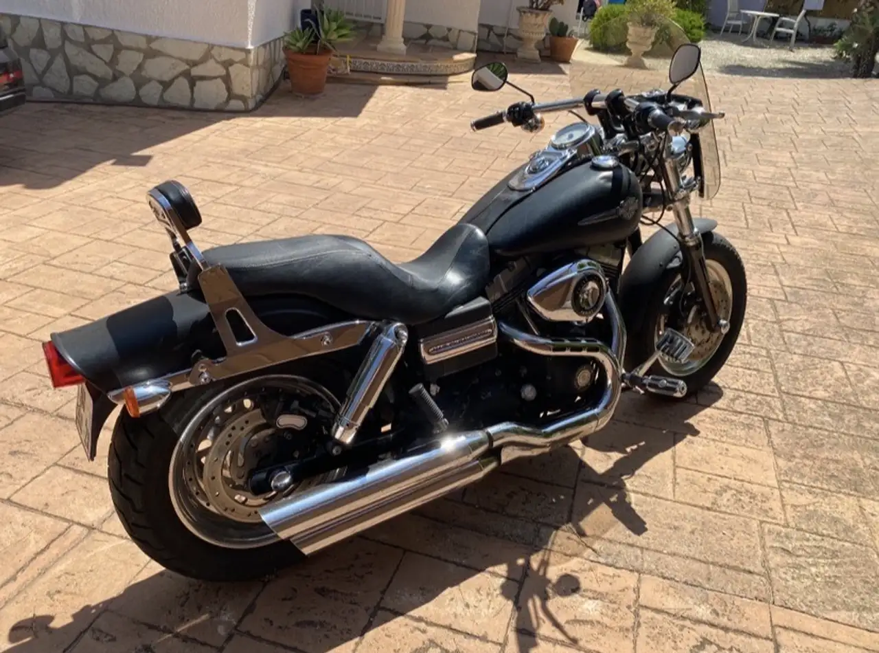 Harley-Davidson Fat Bob - Vista 5