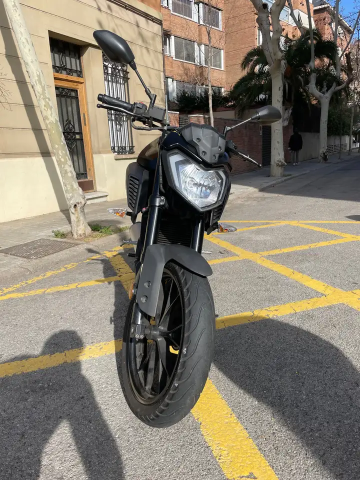 Yamaha MT-125 – Vista 3
