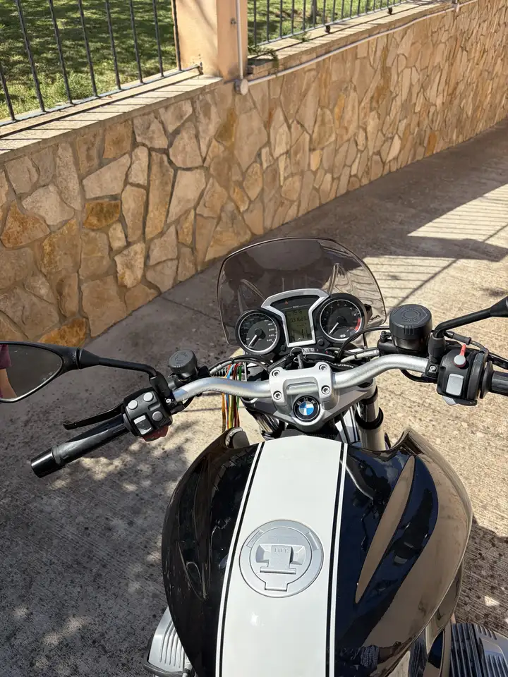 BMW R 1200 R - Vista 8