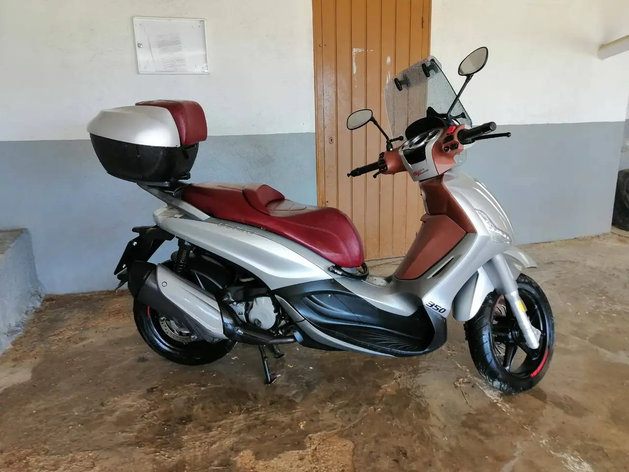 Piaggio Beverly 350 – Vista 2