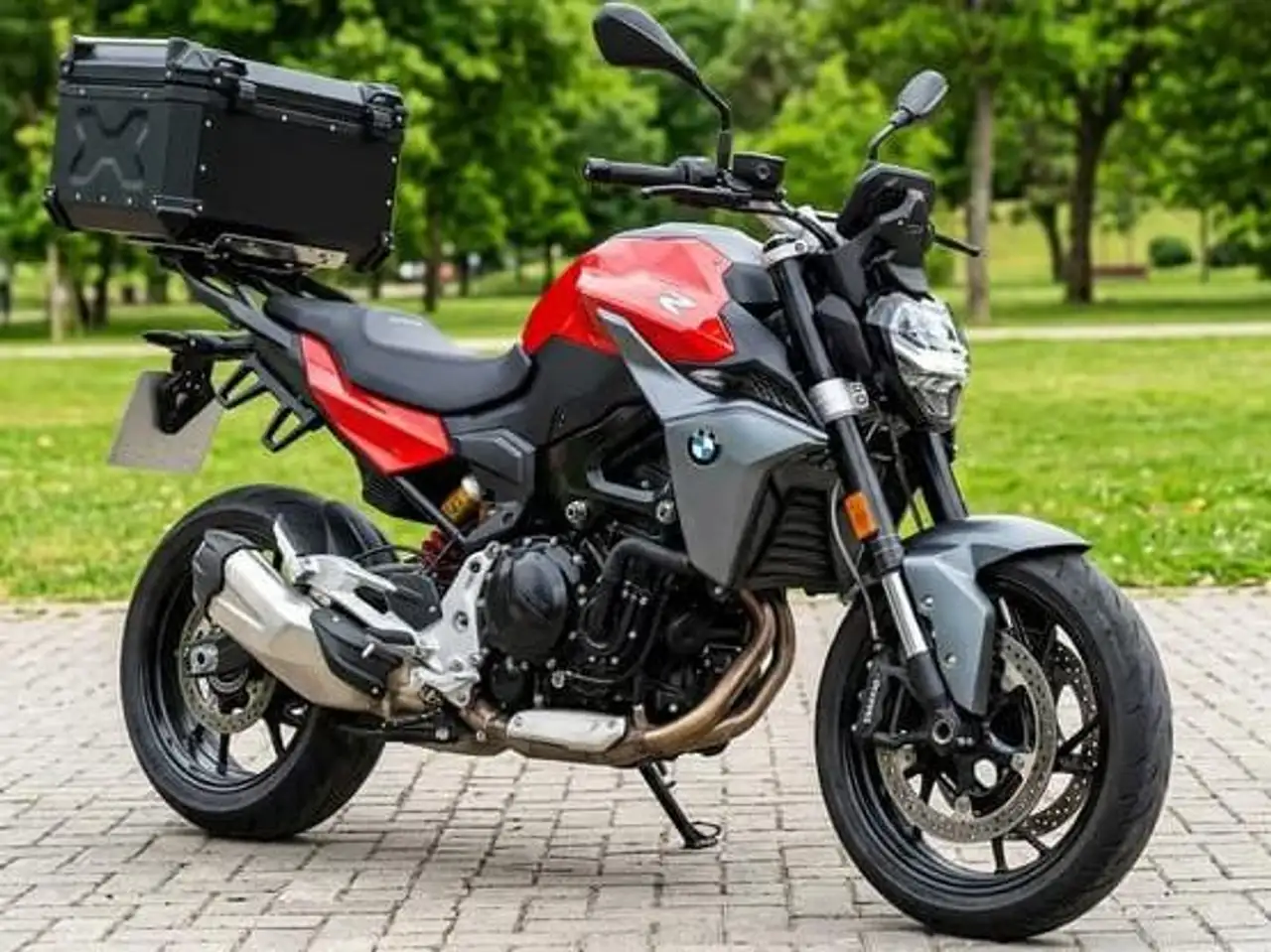 BMW F 900 R - Vista 3