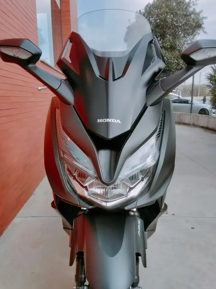 Honda Forza 350 – Vista 5