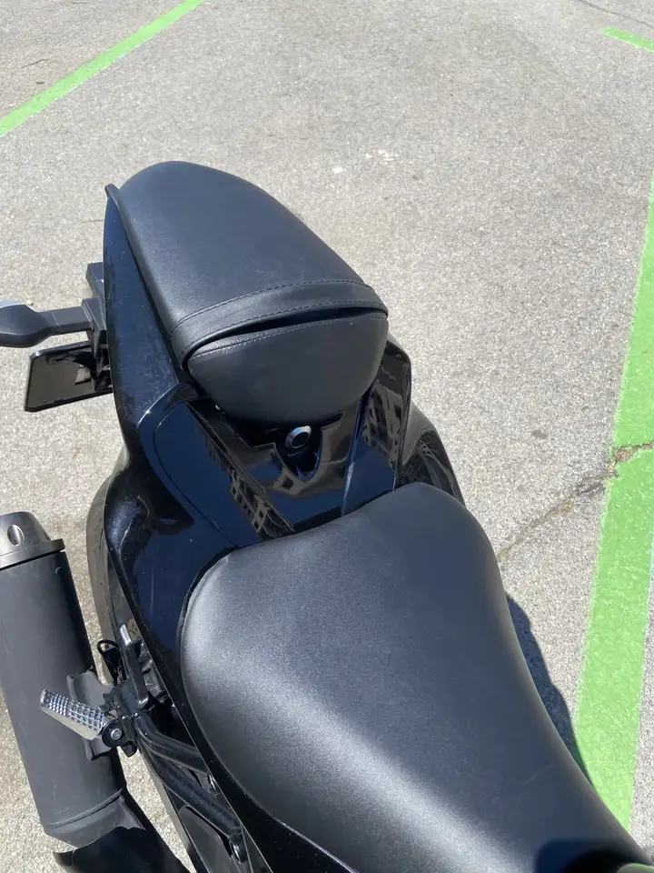 Suzuki GSX-S125 - Vista 8