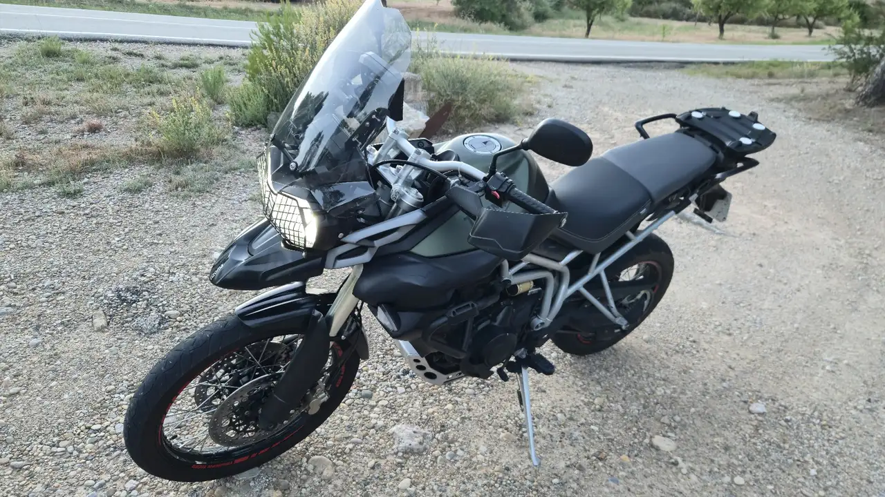 Triumph Tiger 800 – Vista 2