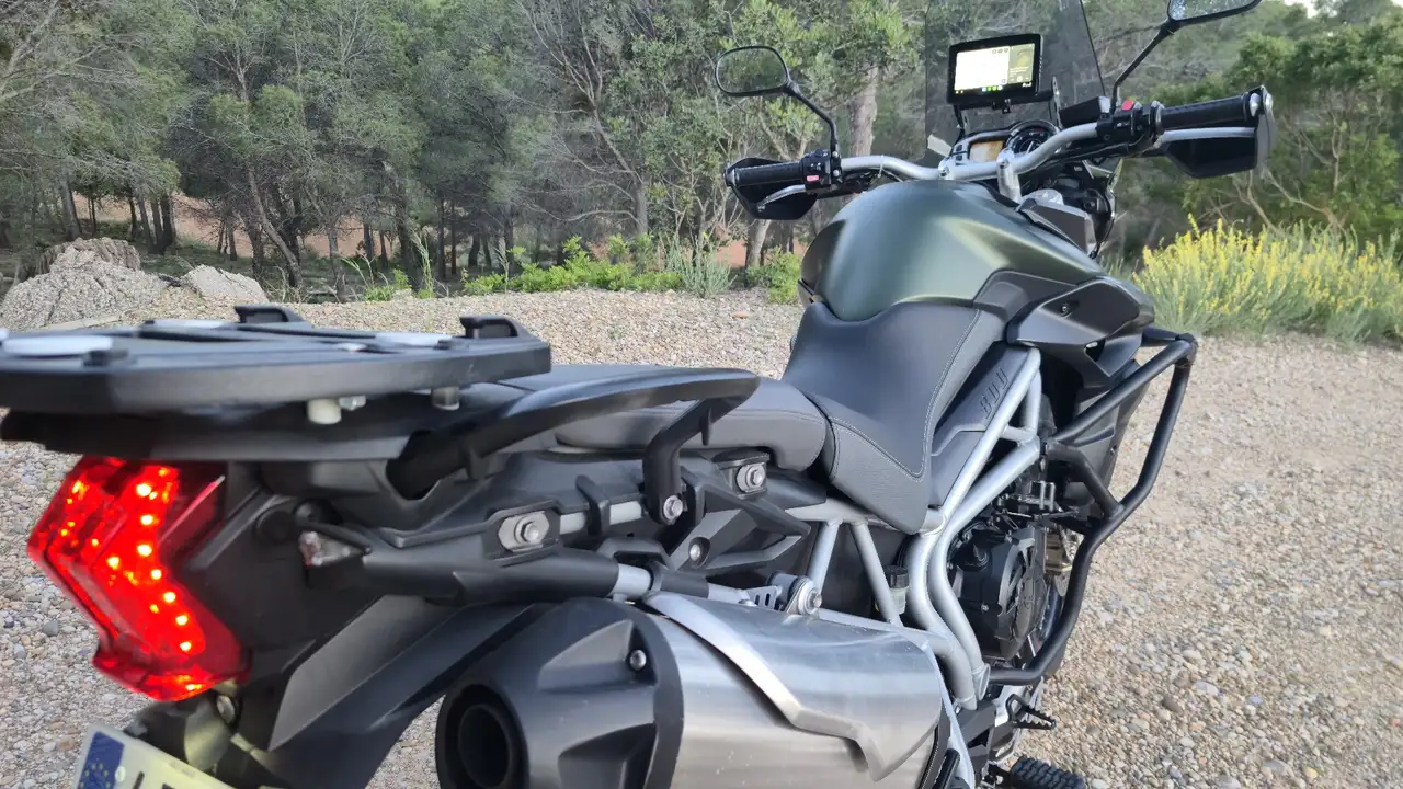 Triumph Tiger 800 – Vista 4