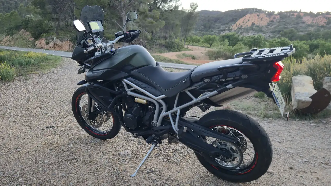 Triumph Tiger 800 – Vista 10