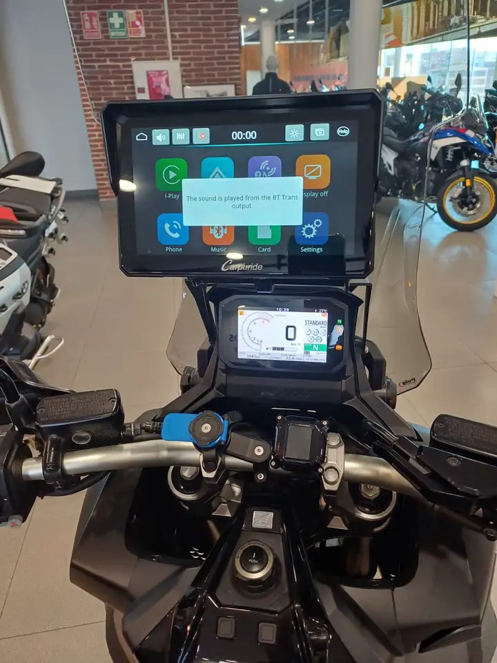 Honda X-ADV – Vista 7