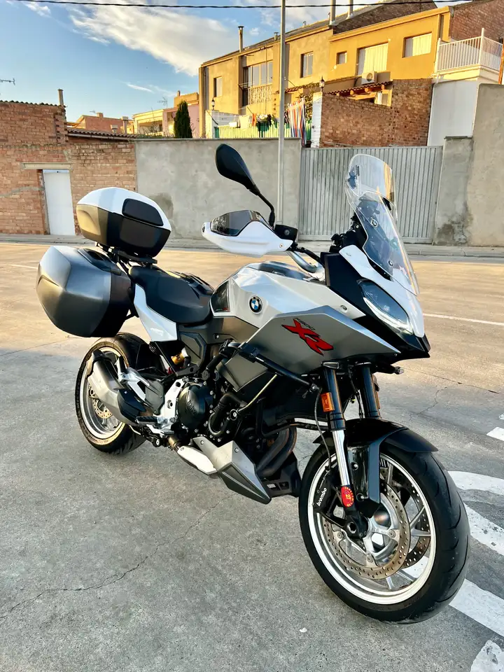 BMW F 900 XR – Vista 3